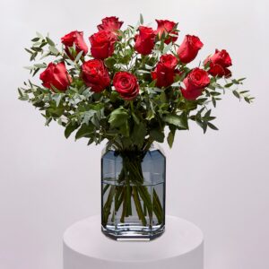 Extra Special Dozen Roses